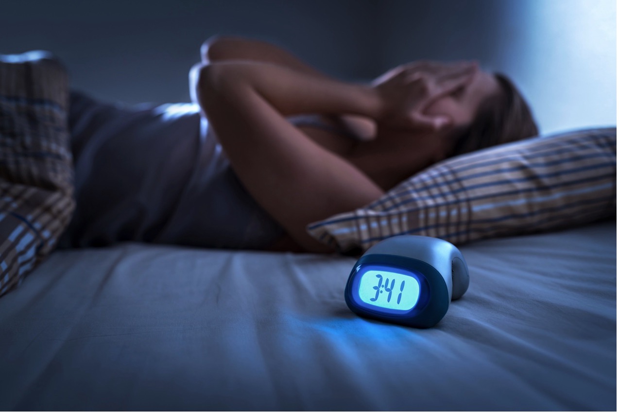 睡前吃 B 群會睡不著嗎？B6、B12 與睡眠的科學機制及助眠配方完整整理